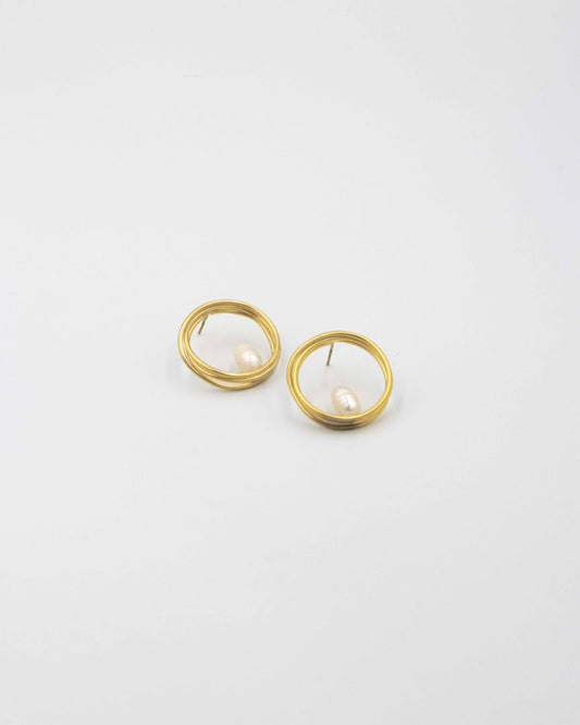 Circle Earrings With Natural Pearl